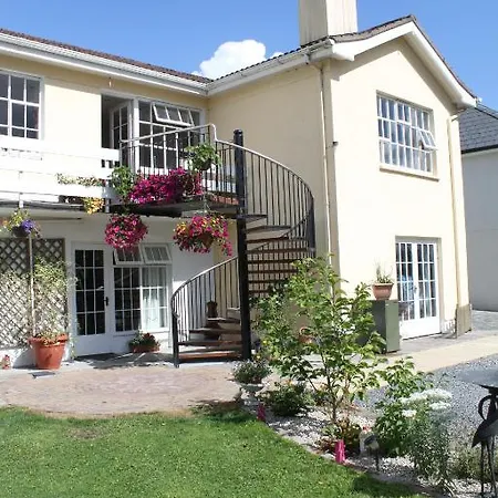 بيت ضيافة The Townhouse 3*
